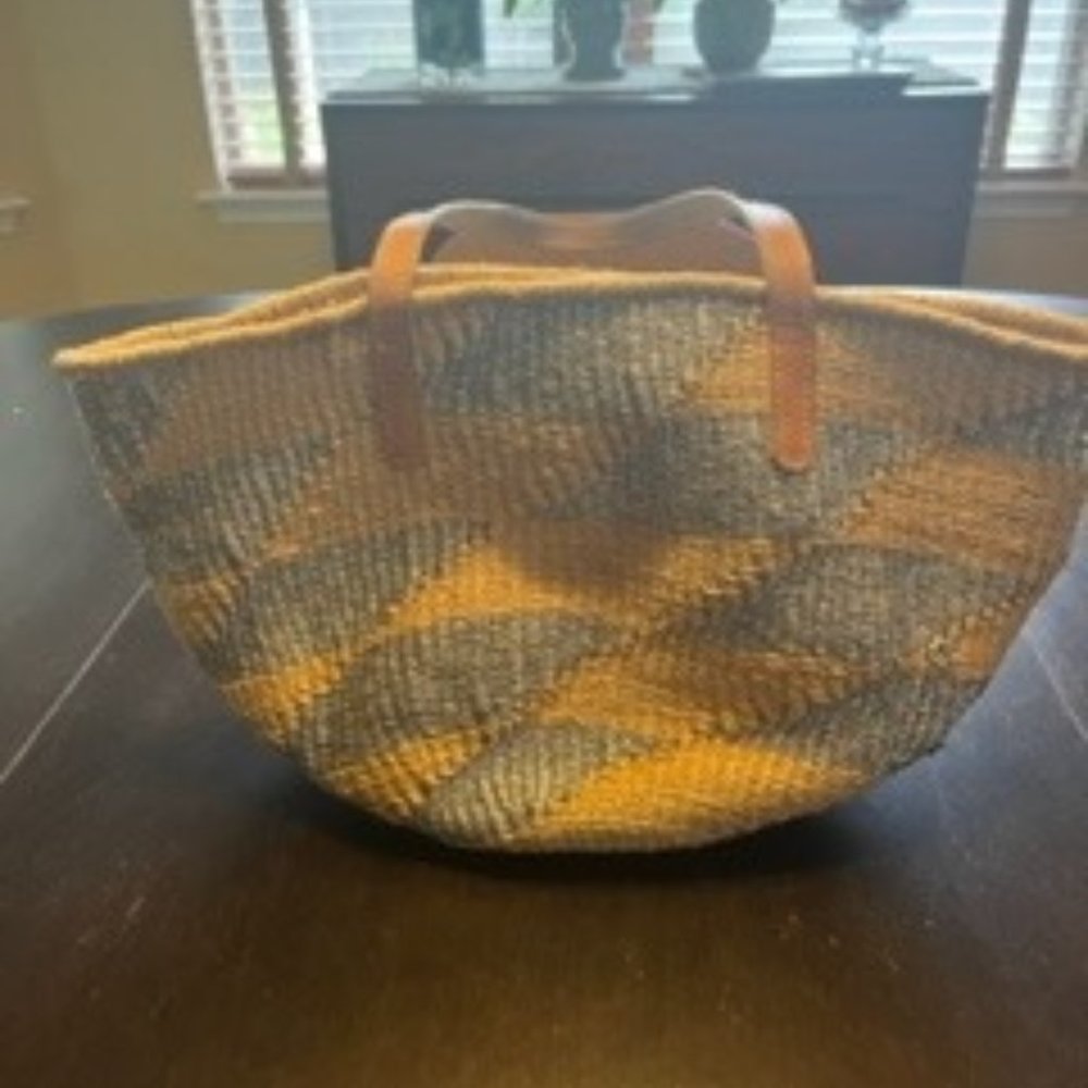 Flora Bella metallic/natural woven sisal tote